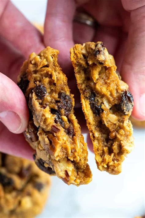 Easy Oatmeal Cookies Recipe