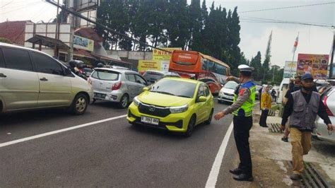 Dishub Kbb Waspadai Getok Tarif Parkir Mahal Di Objek Wisata Lembang