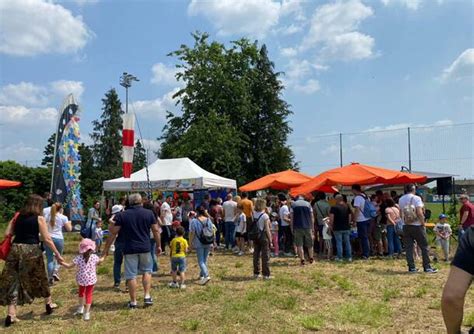 Pienone A Nerviano Per La Festa Degli Aquiloni Legnanonews