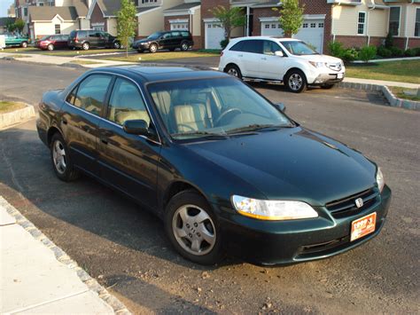 Honda Accord V