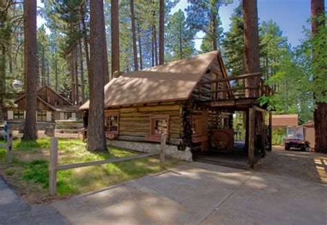 Tiny Log Cabin near Lake Tahoe