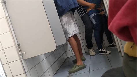 So Lekdotado Putaria Gay Em Banheiro Publico Do Brasil Videos Porno