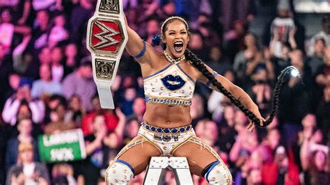 Bianca Belair Vs Bayley Raw Women S Championship Ladder Match