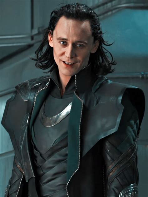 Tom Hiddleston Returns As Loki In Season 2 Set Images That Tease