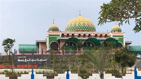 Masjid Raya Baitul Makmur Tanjung Uban Selesai Shalat Bisa Nikmati