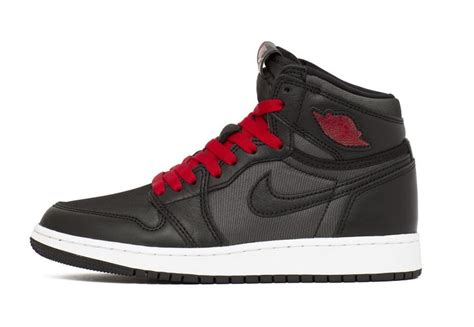 Jordan 1 Retro Szaro Czarne Footplatform