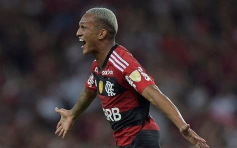 Wesley Sincero Ao Falar Sobre Sa Da Do Flamengo