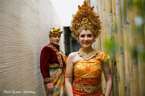 Traditional Balinese Wedding Dress ~ Bali Trend Wedding