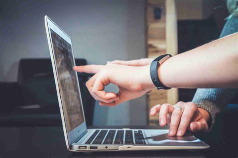 What Effective Sales Managers Should Focus Their Coaching Skills On