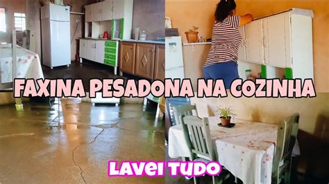 MEGA FAXINA PESADA NA MINHA COZINHA HUMILDE ORGANIZEI O ARMÁRIO TODO