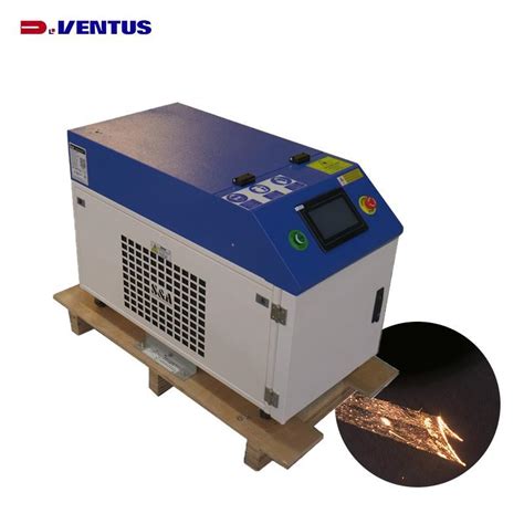 Professional Small Size Rust Removal Handheld Fiber Laser Cleaning