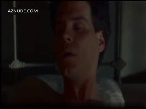 WHITE BIRD IN A BLIZZARD NUDE SCENES AZNude