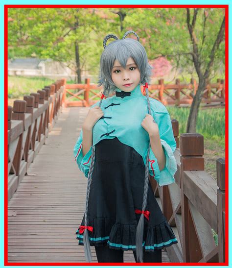 Luo Tianyi Vocaloid Cosplay