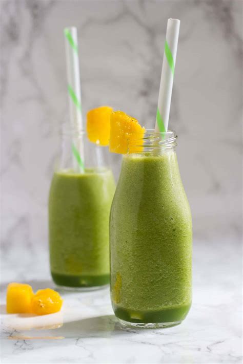 4-Ingredient Healthy Green Tea Smoothie | Nashi Food!