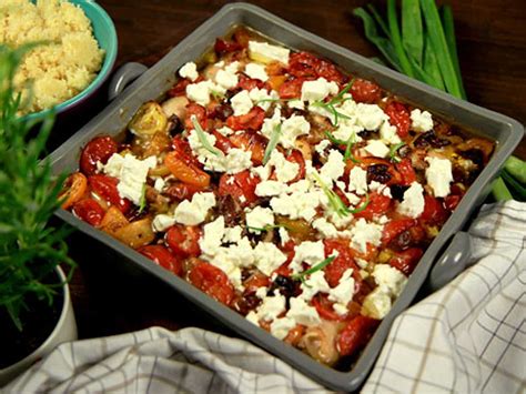 Kyckling i långpanna med feta och oliver Köket se