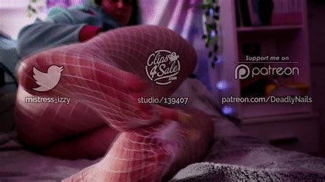 Long Toenails And BBW Ass In Fishnets Tease 720 Goddess Clips4sale