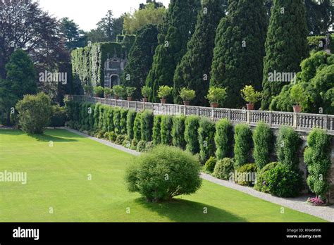 The gardens Isola Bella Lake Maggiore Italy Stock Photo - Alamy