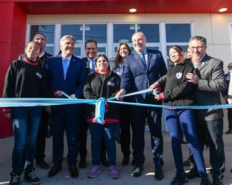 Llaryora Inaugur El Nuevo Edificio De La Escuela Secundaria De