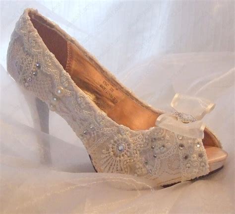 Lace Wedding Shoes | Wedding Dresses Guide