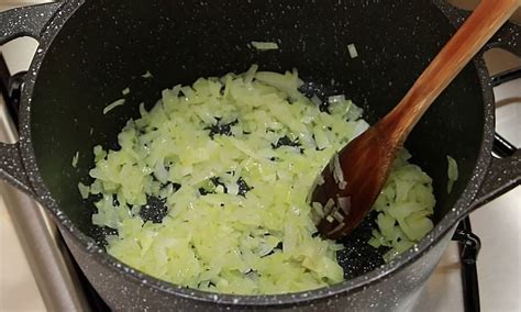 Картошка в томатном соусе / Едальня