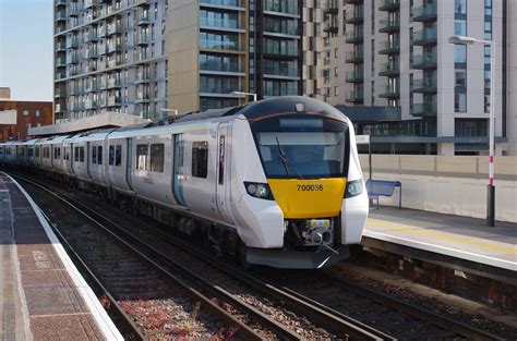 Imgp9621 Govia Thameslink Railway Class 700 Desiro City Flickr