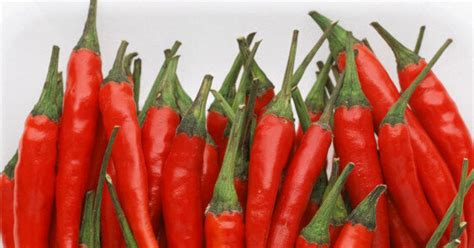 Health Benefits Of Chili Peppers | HuffPost Life