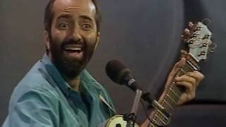 RAFFI - Five Little Ducks - In Concert with the Rise and Shine Band Chords - ChordU