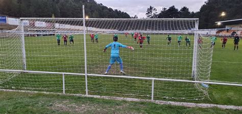 Suerte Dispar Para Los Equipos Pinariegos De F Tbol En La Segunda