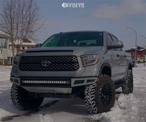 Toyota Tundra With X Fuel Cyclone And R Toyo Tires