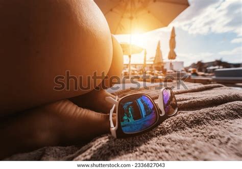 21 305 Bikini Girl Bikini Girl Back View Royalty Free Images Stock Photos Pictures Shutterstock