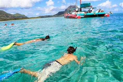 Croisi Re En Catamaran Avec Les Dauphins L Le Maurice Klook Tats Unis