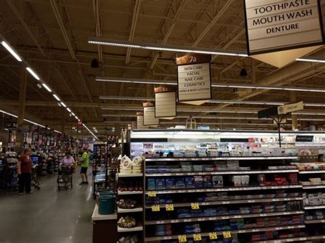 WEGMANS - 175 Photos & 300 Reviews - Grocery - 9102 Shops Way ...