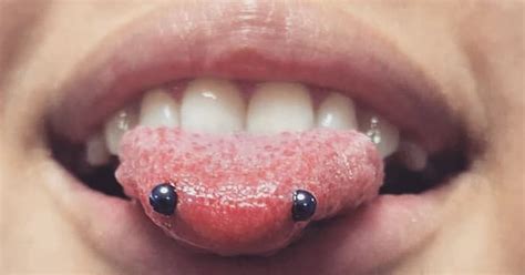 Snake-Eye Piercing Photos and Inspiration | POPSUGAR Beauty