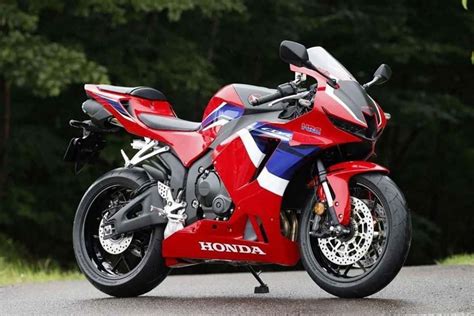 La nouvelle Honda CBR600RR réservée à l Asie