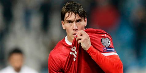 Vlahovic salta la Nations League Dalla Serbia È infortunato