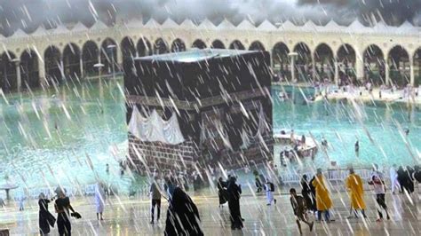 Holy City Of Makkah Is In Flood Due To Heavy Rain In Saudi Arabia