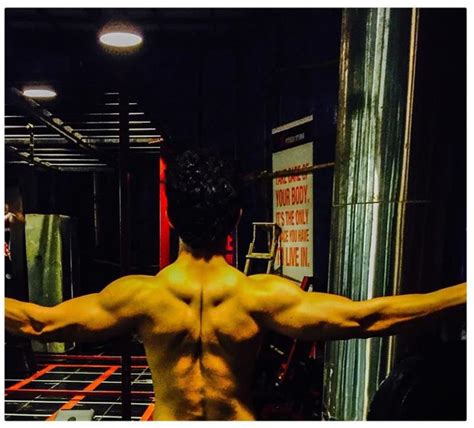 15 Hot Pics Of Arjun Bijlani One Of The Sexiest Men On Indian Television