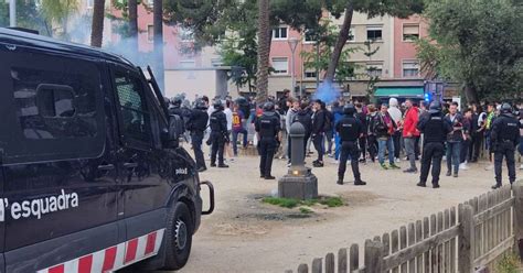 Redada Policial Contra Los Boixos Nois Antes Del Bar A Celta