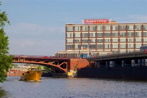 Laureate Education raises $383m, forges ahead with IPO plans