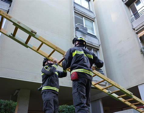 Terremoto Oggi A Macerata E Civitanova Scuole Chiuse