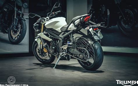 Triumph Daytona 675 Wallpapers Wallpaper Cave