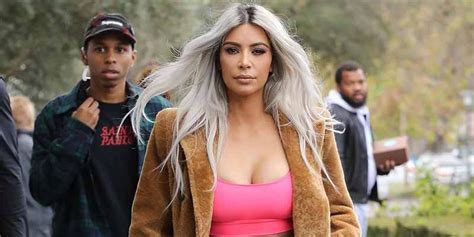 Kim Kardashian Is Skinnier Than Ever In This Sexy Bikini