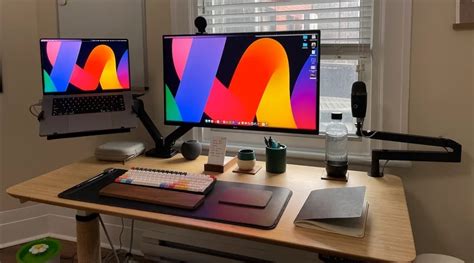 Mounts Make The Most Of This Macbook Pro Workstation Setups Cult Of Mac