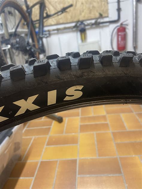 Maxxis 2Stück Assegai 29x2 5 DH Casing WT TR 3C Maxx Grip VERSAND