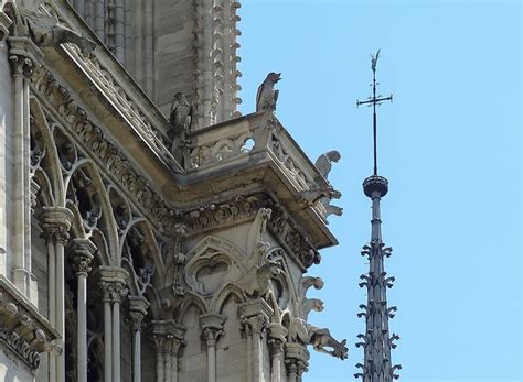 Filechimera Statues Wikimedia Commons