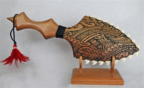 Leiomano With Full Tribal Design Hawaiian Home Decor