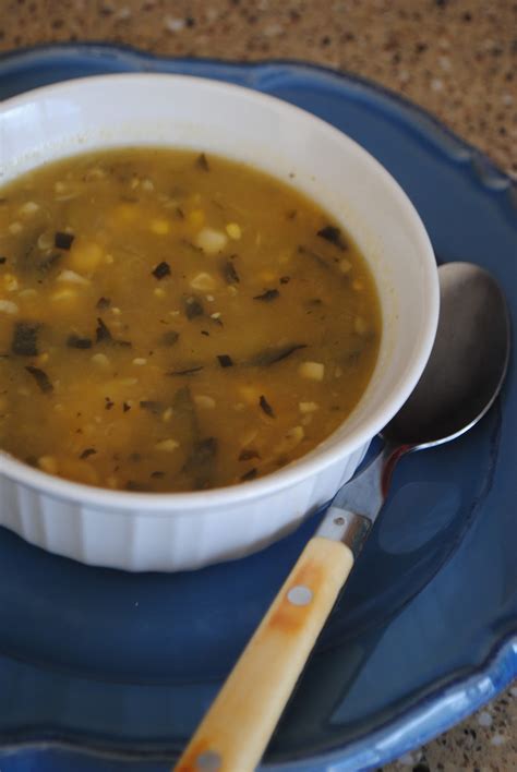 Lori's Lipsmacking Goodness: Calabacita Soup