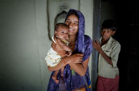 India Maternal Health | Paul Joseph Brown Photography | Public Health ... 
