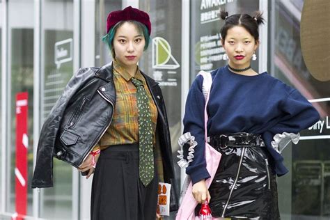 They Are Wearing: Shanghai Fashion Week Spring 2018 | Fashionistas ...