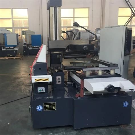 Dk Angle Cnc Edm Wire Cutting Cut Machine Wire Edm Machine